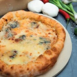 Boska Pizzasteen Deluxe - Voor Oven & BBQ - Knapperige Pizza's - Ø 29.5 Cm - BBQ Accessoires 36 Boska Pizzasteen Deluxe - Voor Oven & BBQ - Knapperige Pizza's - Ø 29.5 Cm - BBQ Accessoires -Merkloos Winkel 1200x1200 338