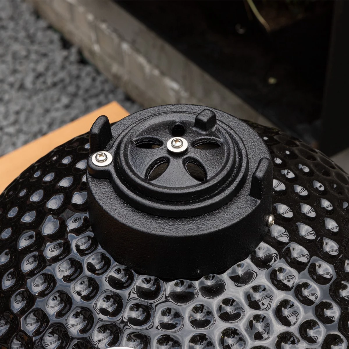 BluMill Kamado BBQ Egg - Kamado 13 Inch - Incl. Vlees Thermometer - Houtskoolbarbecues - Zwart - Ø 27cm 10 BluMill Kamado BBQ Egg - Kamado 13 Inch - Incl. Vlees Thermometer - Houtskoolbarbecues - Zwart - Ø 27cm - Afbeelding 8