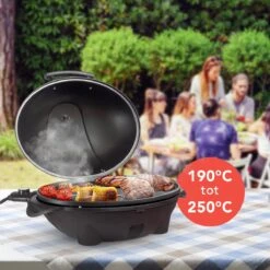 KitchenBrothers Elektrische BBQ - Met Grillplaat - Anti-aanbaklaag - Incl. Plank/Houders - Grilloppervlak 46,5x33,8cm - Tot 300°C - 2400W - Zwart -Merkloos Winkel 1200x1200 750