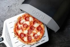 Ooni Pizzaschep Aluminium - Perforated Pizza Peel 12 Inch 9 Ooni Pizzaschep Aluminium - Perforated Pizza Peel 12 Inch -Merkloos Winkel 1200x800 22