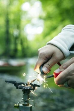 Light My Fire FireSteel Scout Bio Blauw + Noodfluit Milieuvriendelijke Vuurmaker Magnesium Aansteker 9 Light My Fire FireSteel Scout Bio Blauw + Noodfluit Milieuvriendelijke Vuurmaker Magnesium Aansteker -Merkloos Winkel 800x1200 4