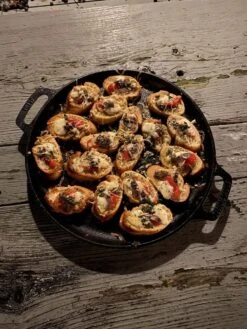 Valhal Outdoor Skillet / Plancha / Koekenpan - Gietijzer - Diameter 35cm, Twee Handvatten, VH35F 27 Valhal Outdoor Skillet / Plancha / Koekenpan - Gietijzer - Diameter 35cm, Twee Handvatten, VH35F -Merkloos Winkel 900x1200 10
